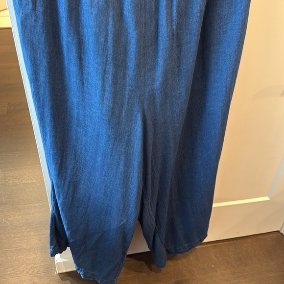 Pilcro denim jumpsuit with pockets. From Anthropologie - Picture 3 of 4